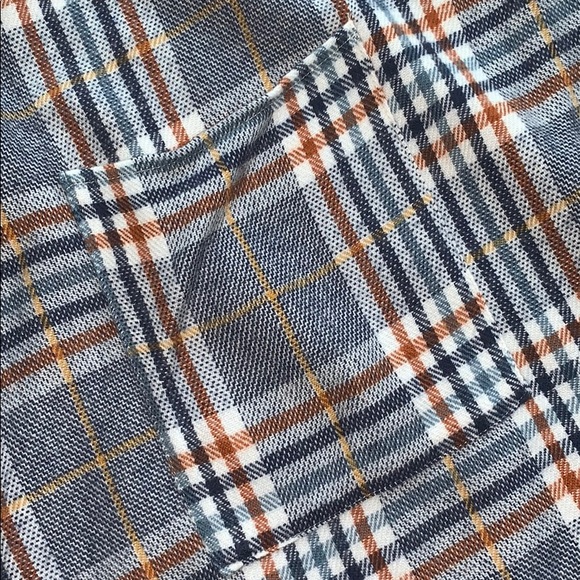 Poncho - Picture 10 of 10